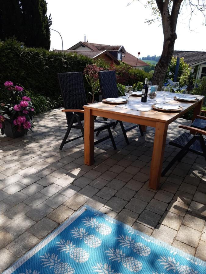 Stilvolles Apartment Romantic Neukirchen vorm Wald Exterior foto